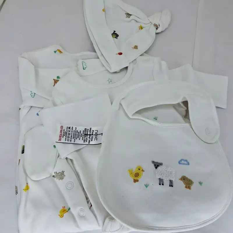 ست 4 تکه لباس نوزادی نکست مدل 025-184