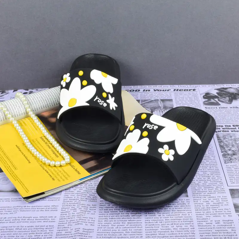 دمپایی زنانه پاپا مدل BK.2777