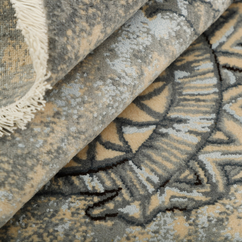 فرش دستبافت چهار و نیم متری مدل گل ابریشم نقشه مدرن بافت تبریز کد 594794