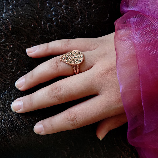 انگشتر زنانه مدل مارگازیت اشکی کد JW347 انگشتر زنانه مدل مارگازیت اشکی کد JW347