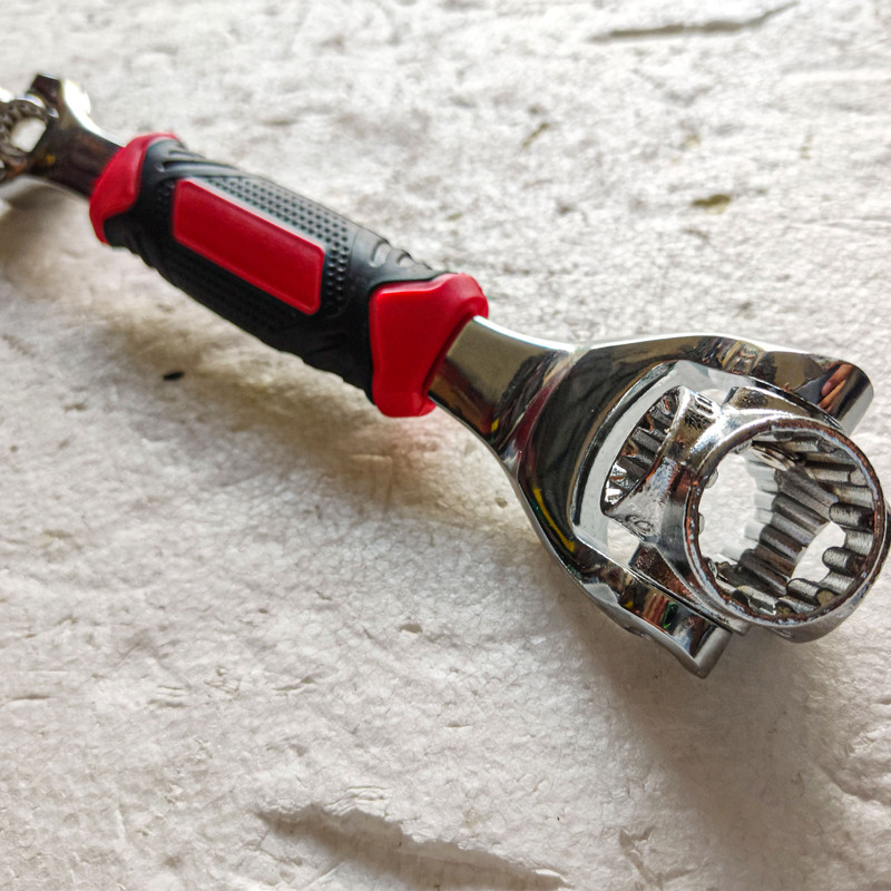 آچار همه کاره بیگ رد مدل GMQS 200 سایز 11 اینچ آچار همه کاره بیگ رد مدل GMQS 200 سایز 11 اینچ