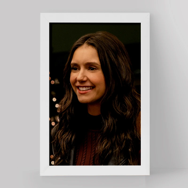 تابلو خندالو مدل الینا گیلبرت خاطرات یک خون آشام The Vampire Diaries کد 20293