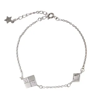 دستبند نقره زنانه بازرگانی میلادی مدل فانتزی کد DP_500