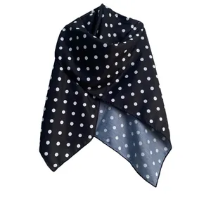 روسری زنانه مدل نخی کجراه بهاره دست دوز کد 1453