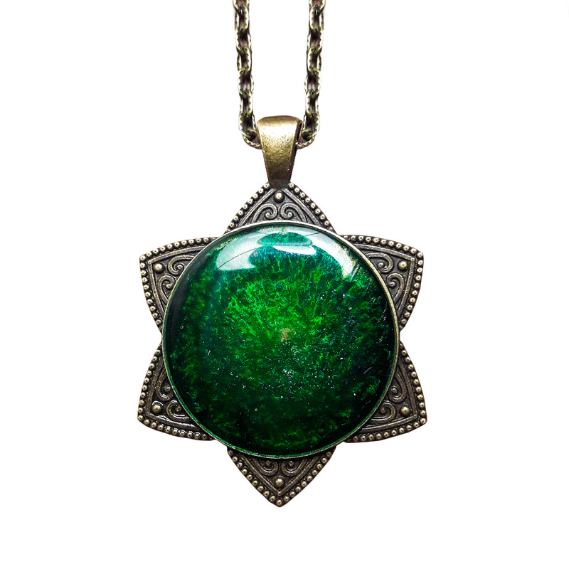 گردنبند دخترانه مدل کهکشان رزینی گردنبند دخترانه مدل کهکشان رزینی