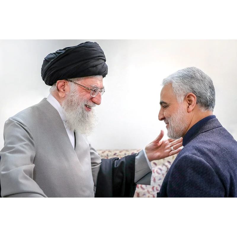 تابلو شاسی مدل مقام معظم رهبری و سردار شهید حاج قاسم سلیمانی 15