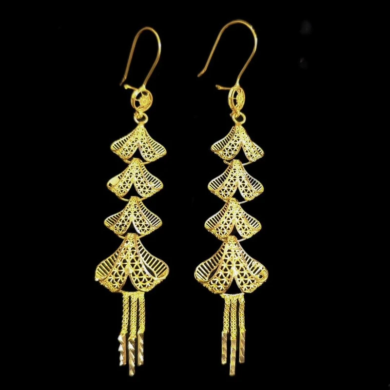 گوشواره طلا کم اجرت 18 عیار زنانه گالری طلا و شمش برلیان مدل پنجشیر 4 طبقه