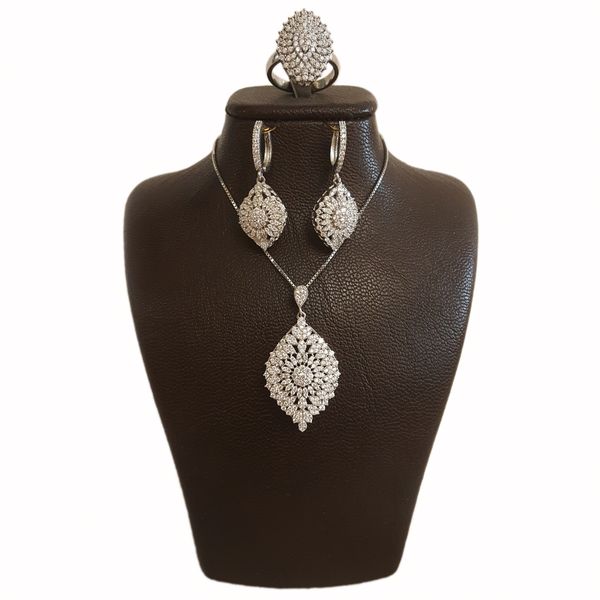 نیم ست نقره زنانه مدل AVN_N058