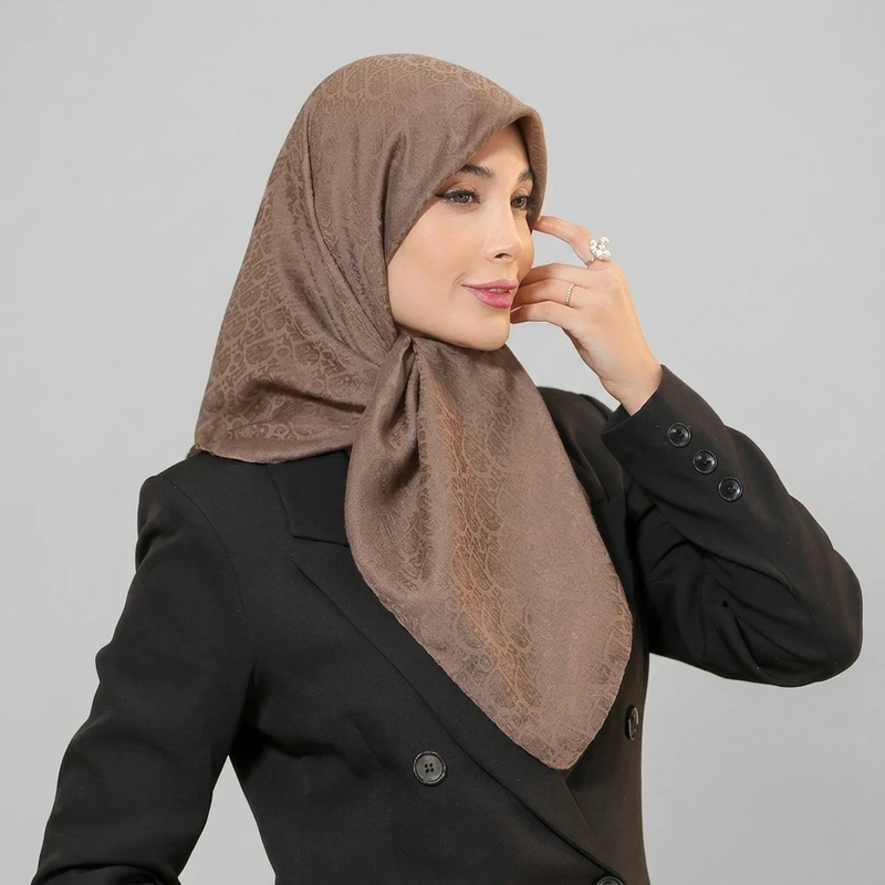 روسری زنانه ژاکارد دو رو طرحدار مدل پانو H20