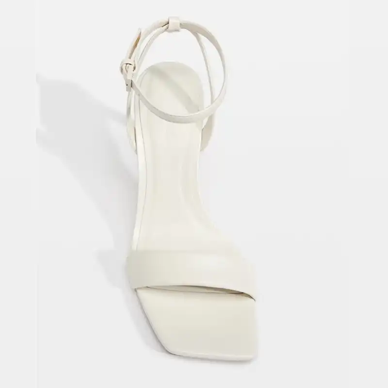 صندل زنانه استرادیواریوس مدل Wedge strap 2024