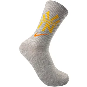 جوراب ورزشی ساق بلند زنانه مدل کش اسپرت