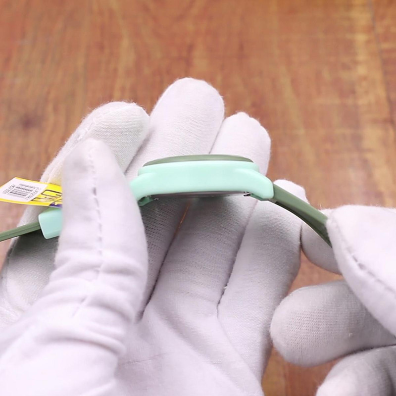 ساعت مچی عقربه ای بچگانه کیو اند کیو مدل VS59J006Y