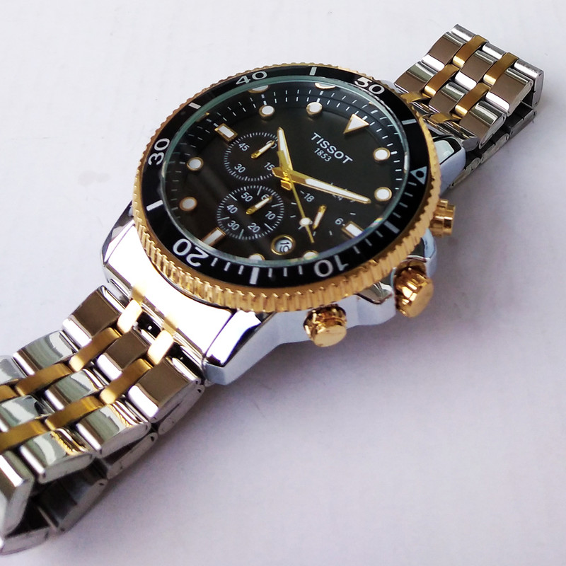 ساعت مچی عقربهای مردانه مدل بندفلزی سه موتور فعال کرنوگراف کد 18 ساعت مچی عقربهای مردانه مدل بندفلزی سه موتور فعال کرنوگراف کد 18