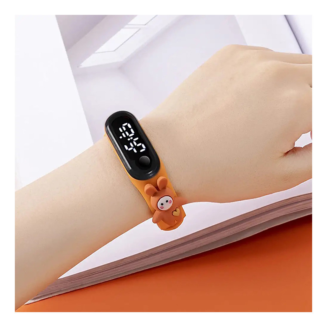 ساعت مچی دیجیتال دخترانه مدل لمسی ضد آب کد O1