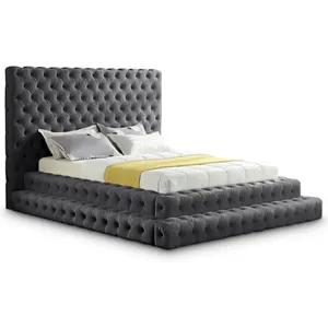 تخت خواب دو نفره کد M.P 5718 سایز 140×200 سانتی متر