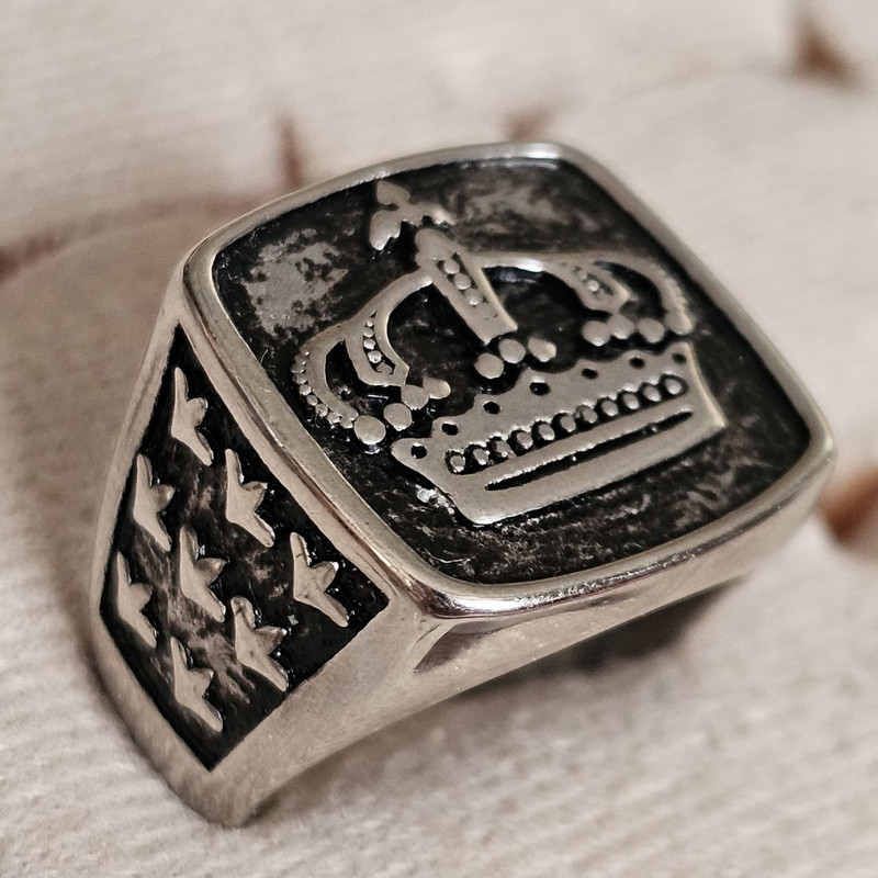 انگشتر مردانه مدل تاج کد GL212