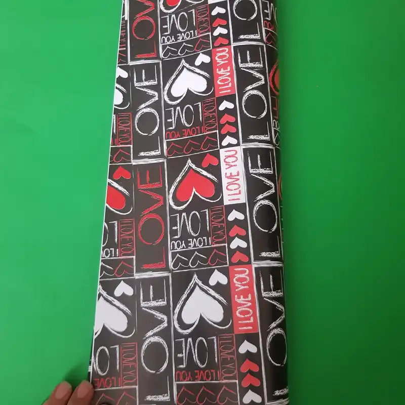 کاغذ کادو مدل قلب بسته 3 عددی