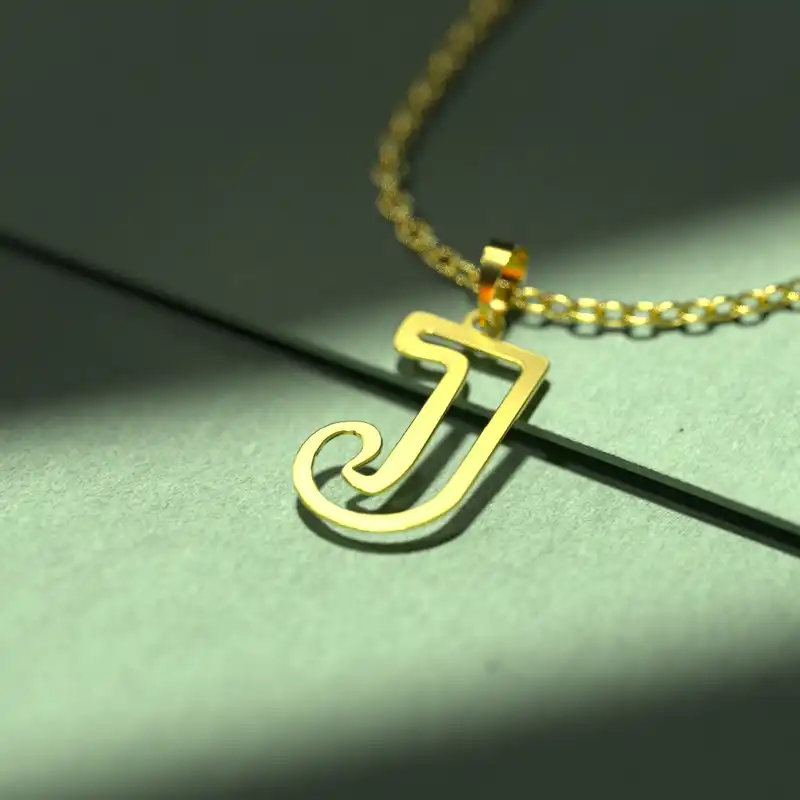 گردنبند طلا 18 عیار زنانه مدوپد مدل حرف J کد H3-1-1090