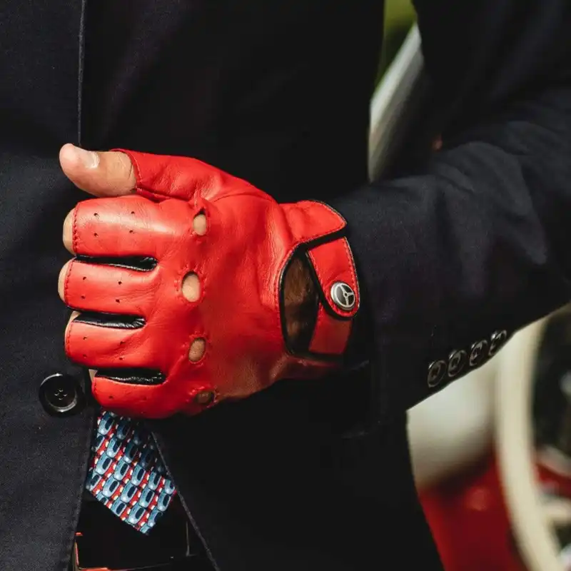 دستکش مدل نیمه شبگرد کد DG 16