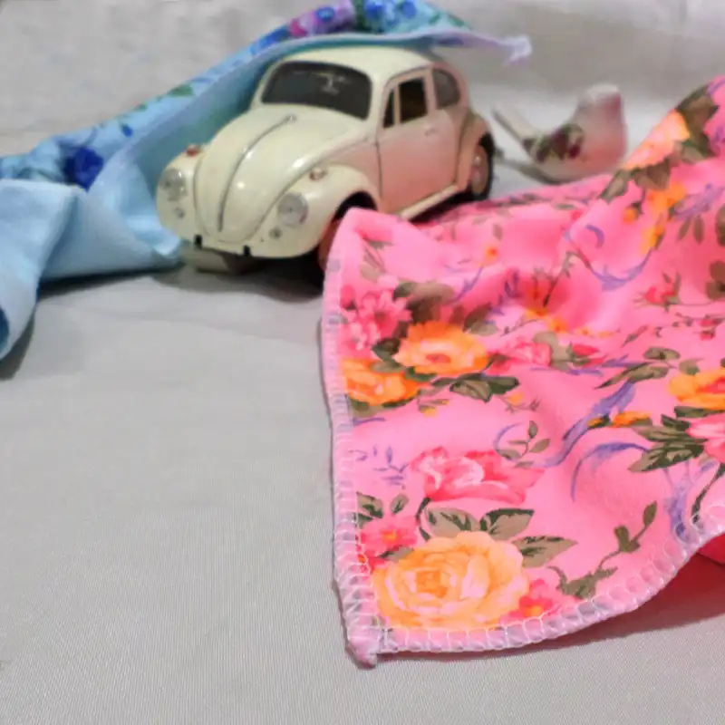 دستمال نظافت  مدل حوله ای گلدار کد 2010