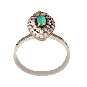 انگشتر نقره زنانه مدل سنگ زمرد کد AW_558