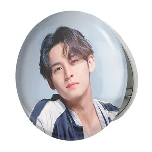 آینه جیبی خندالو طرح مینگیو گروه سونتین Seventeen مدل تاشو کد 21633 