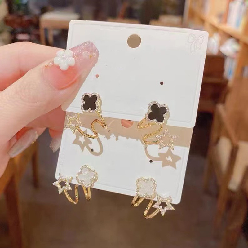 گوشواره زنانه مدل Van Cleef کد 00700