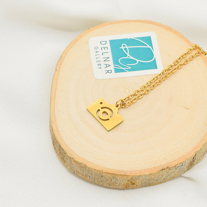 آویز ساعت زنانه دلنار گالری مدل دوربین قلبی آویز ساعت زنانه دلنار گالری مدل دوربین قلبی