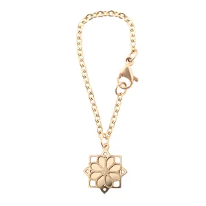 آویز ساعت  زنانه  طرح مربع و گل کد 586