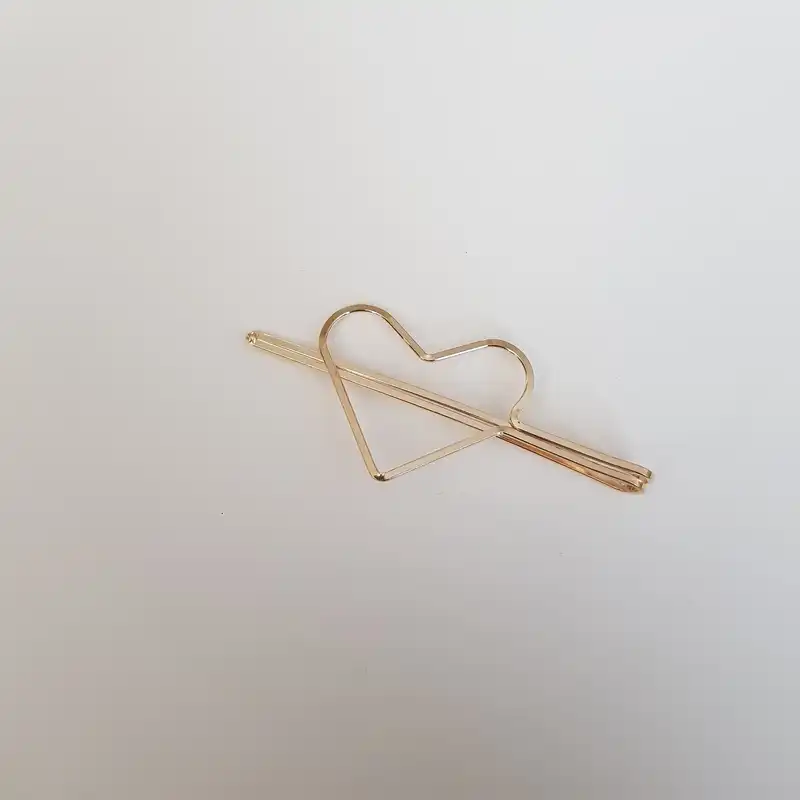 گیره مو زنانه مدل قلب و بی نهایت بسته 2 عددی