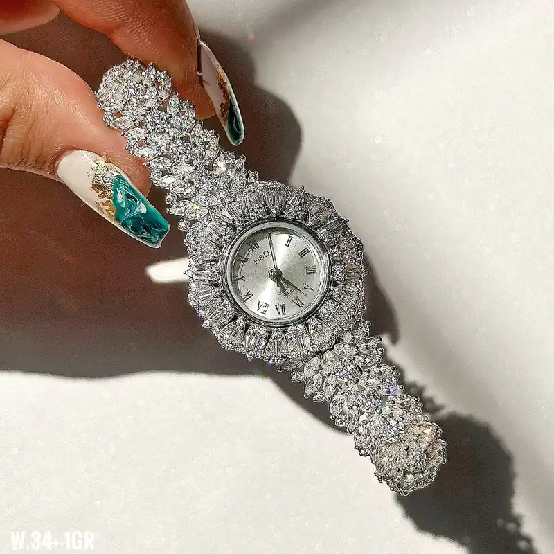 ساعت مچی عقربه ای نقره زنانه مدل مبینا کد RZZDEH-065