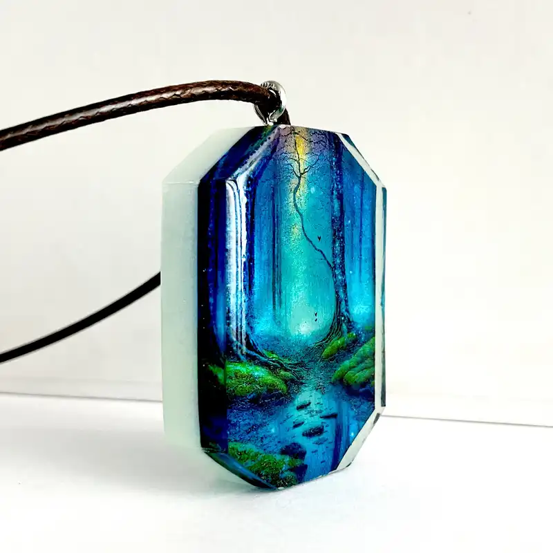 گردنبند مدل شب تاب کد C1