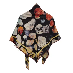 روسری زنانه مدل دور دست دوز