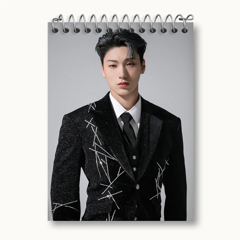 دفتر یادداشت 50 برگ خندالو مدل سان گروه ایتیز ATEEZ کد 21277