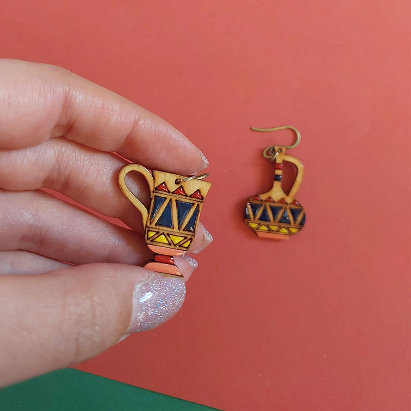 گوشواره زنانه مدل چوبی تابه تا طرح جام و کوزه کد EP001