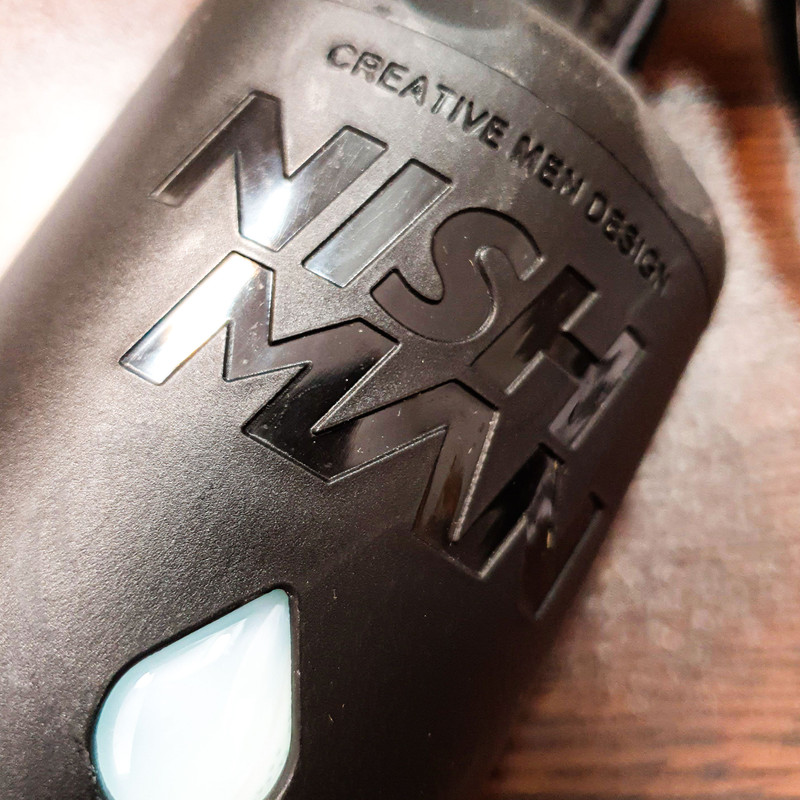 اسپری دو فاز مو و ریش نیشمن مدل KERATIN  حجم 400 میلی لیتر