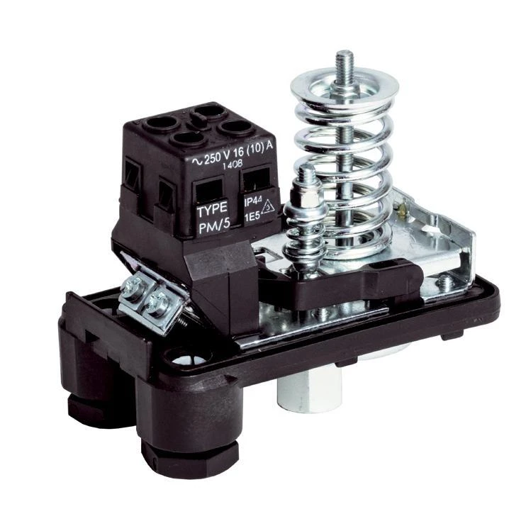 عکس شماره 2 : کلید اتوماتیک پمپ آب ایتال تکنیک مدل pm5