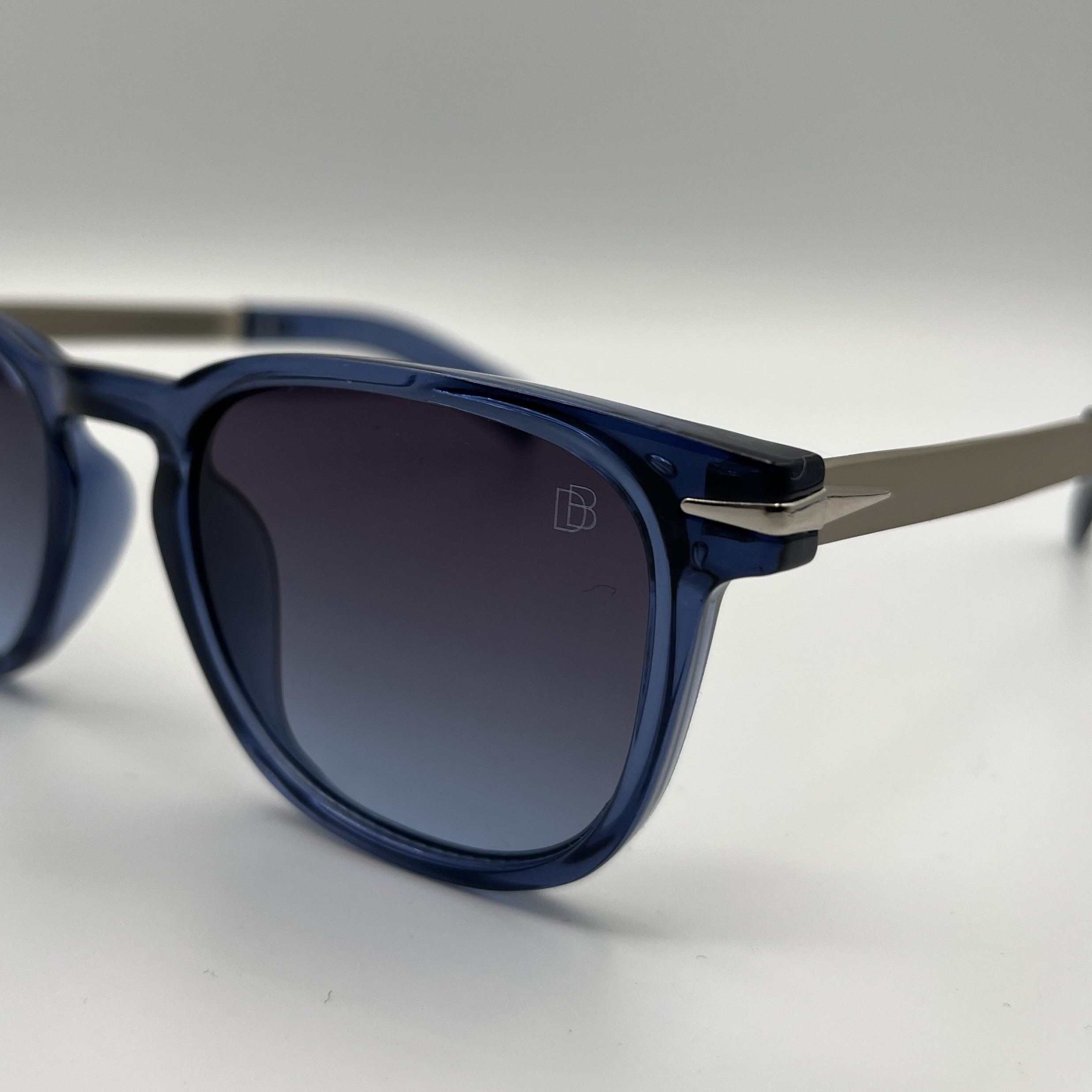 عینک آفتابی دیوید بکهام مدل DB5400