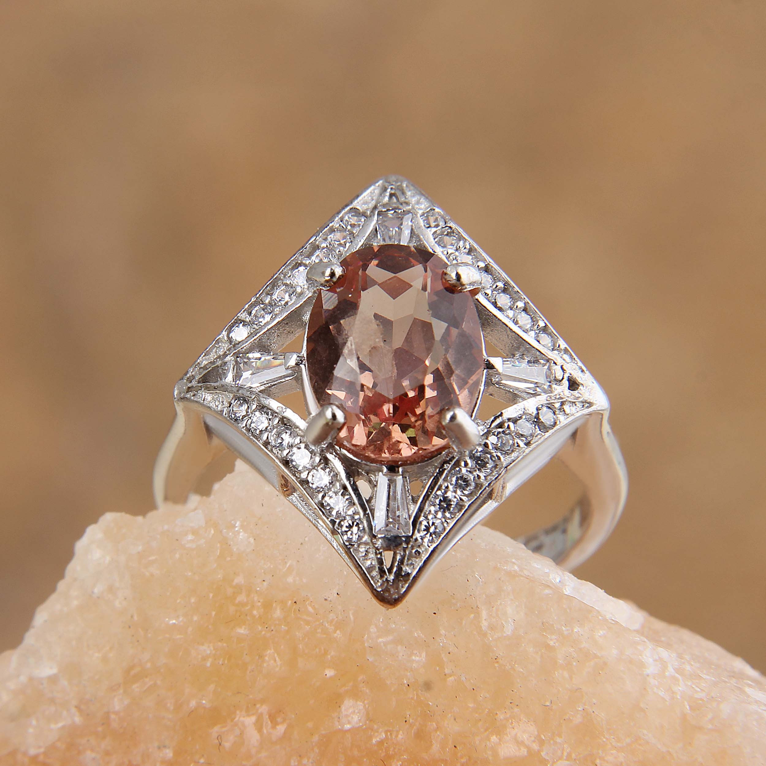 انگشتر نقره زنانه بازرگانی میلادی مدل سنگ اونیکس کد AWR_1023 انگشتر نقره زنانه بازرگانی میلادی مدل سنگ اونیکس کد AWR_1023