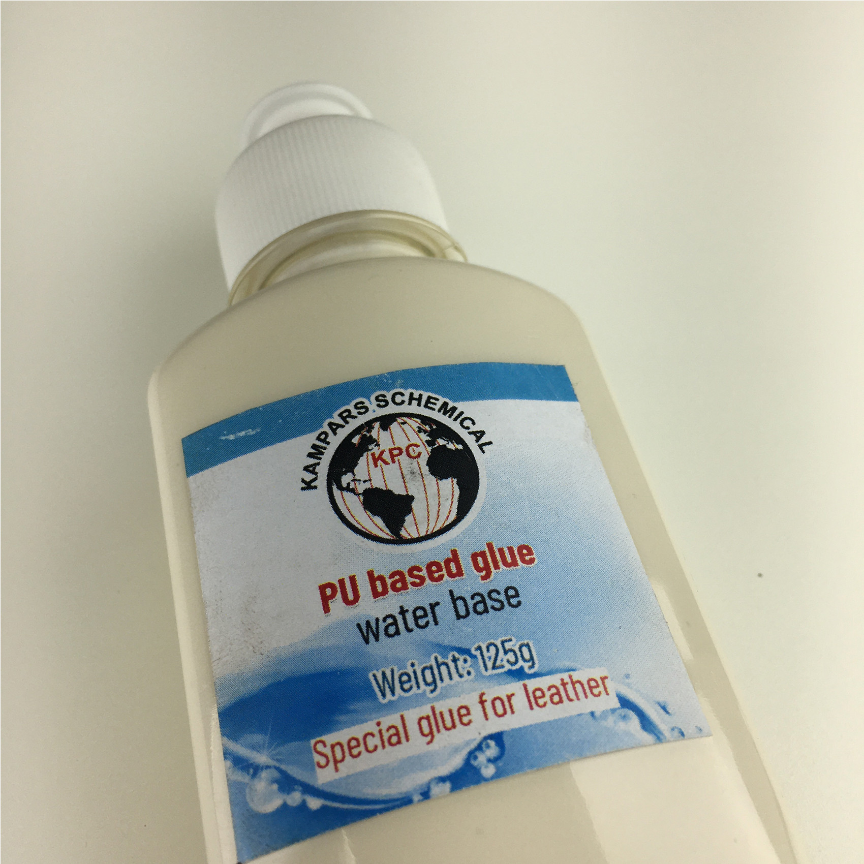 چسب چرم دوزی کی پی سی مدل M125g حجم 120 میلی لیتر