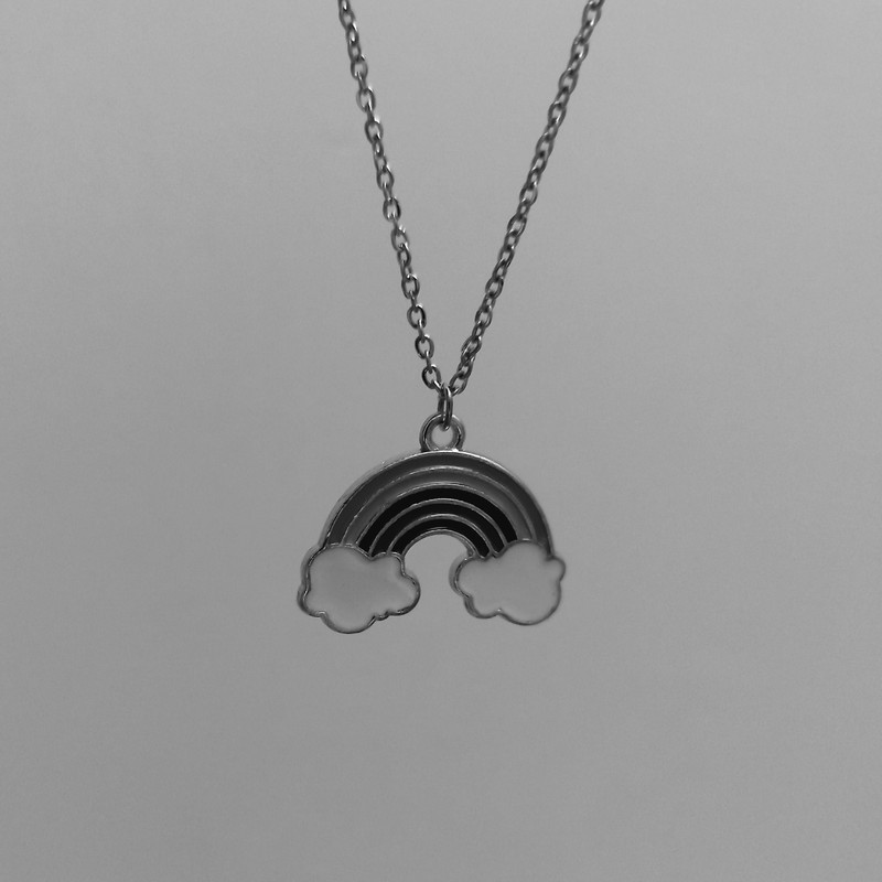 گردنبند دخترانه مدل ابر رنگین گردنبند دخترانه مدل ابر رنگین