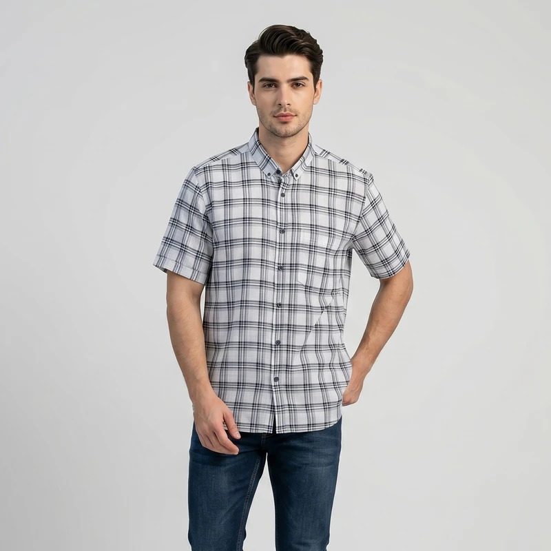 پیراهن آستین کوتاه یقه برگردان با تنخور معمولی (regular fit) مردانه ال سی وایکیکی مدل S627535Z8
