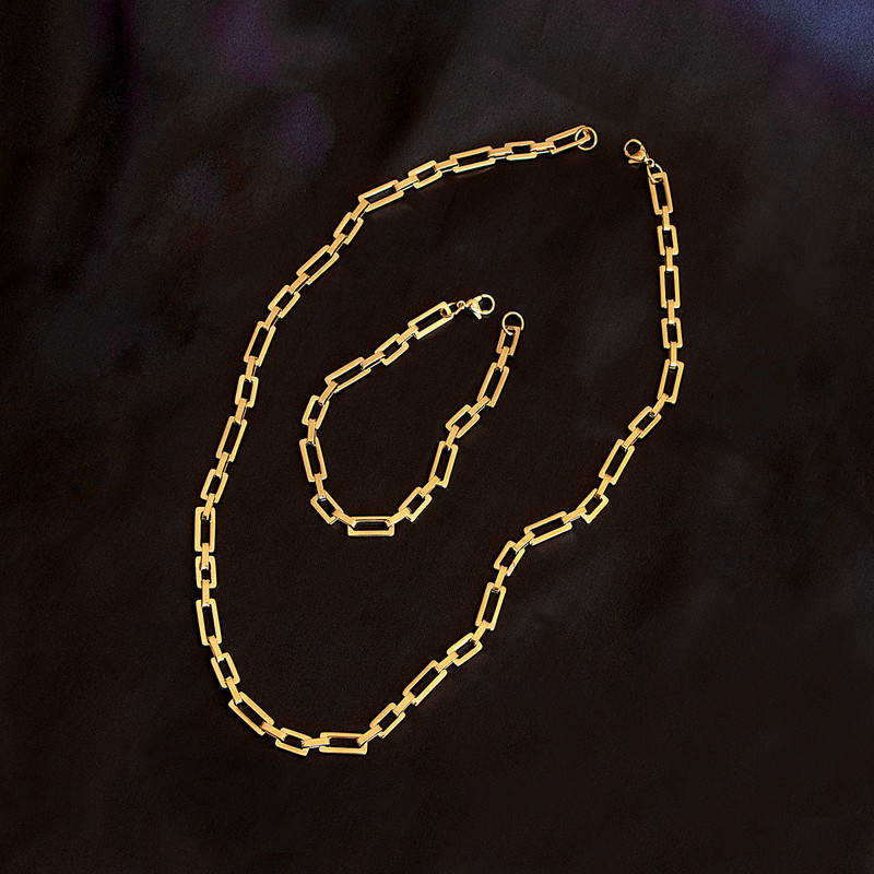 نیم ست مردانه مدل omn134