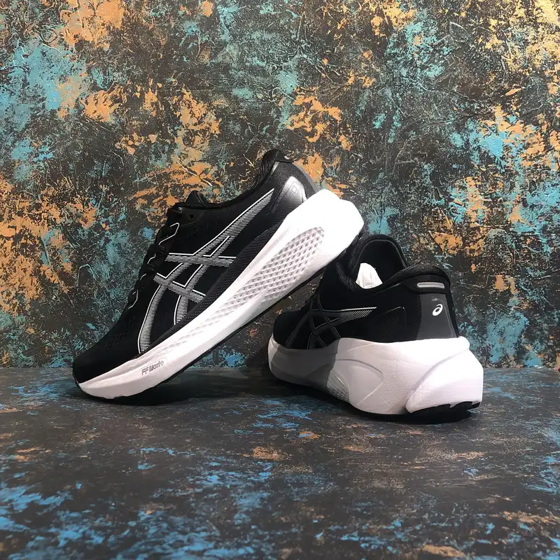 کفش مخصوص دویدن مدل    GEL-KAYANO 30 BKWH-113005001