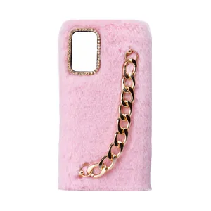  کاور طرح دخترانه دستبندی مدل خزدار پشمالو زنجیردار مناسب برای گوشی موبایل شیائومی redmi Note 12S