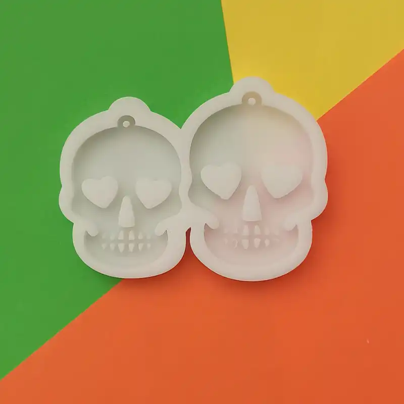 قالب رزین مدل جمجمه کد SU1