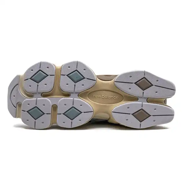 کفش پیاده روی مدل 9060