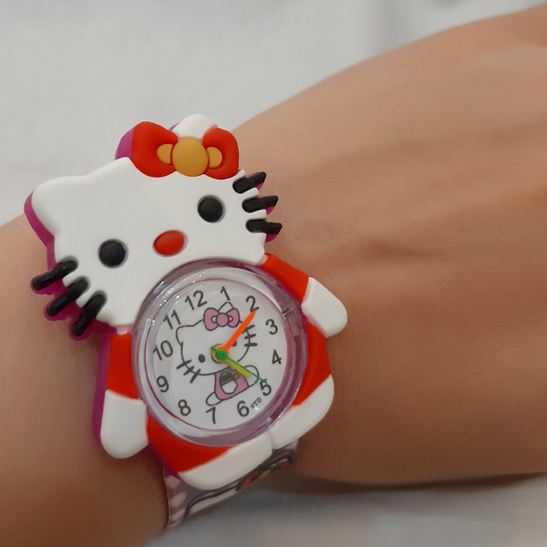 ساعت مچی عقربه ای بچگانه مدل کیتی کد 04 ساعت مچی عقربه ای بچگانه مدل کیتی کد 04