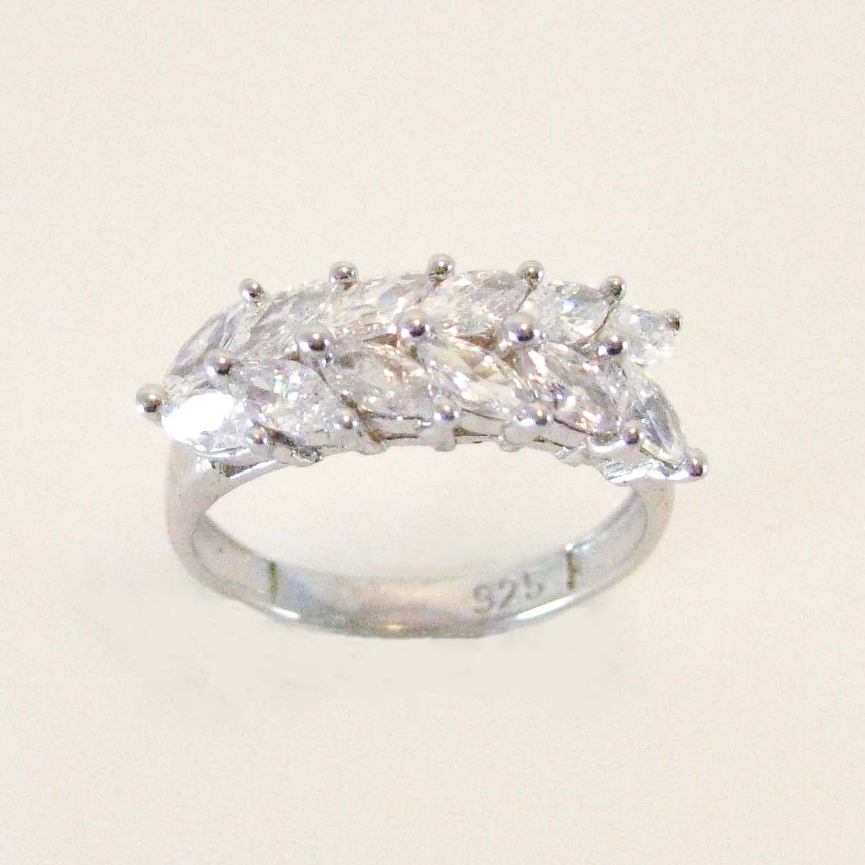 انگشتر نقره زنانه مدل R071