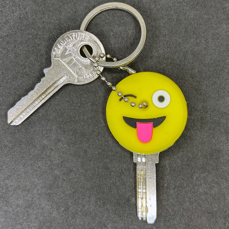 کاور کلید مدل Emoji Out Tongue A01 کاور کلید مدل Emoji Out Tongue A01